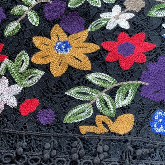 Forever 21 Embroidered skirt NWT boho - Picture 2 of 5